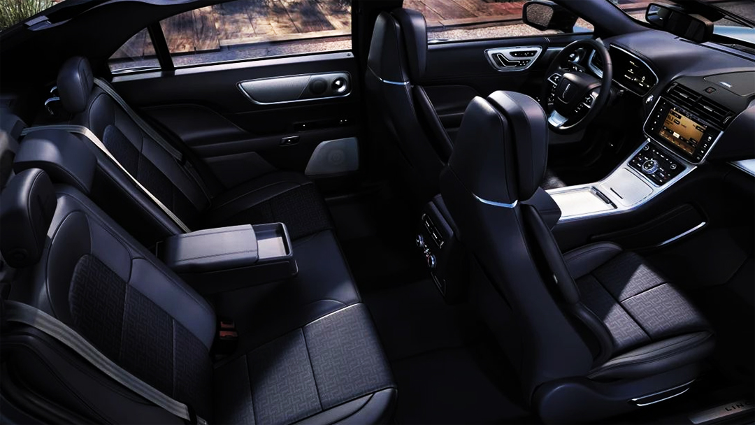 Lincoln Continental Black Interior Img 2