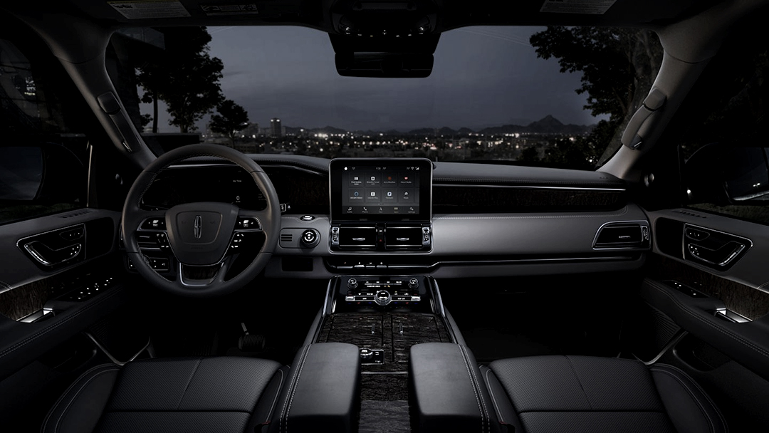 Luxury Lincoln Navigator Black Interior Img 1